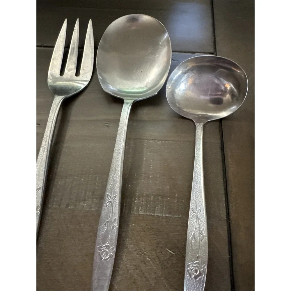 International INS605 Florentine Rose Japan 5 Piece Serving Set Stainless
